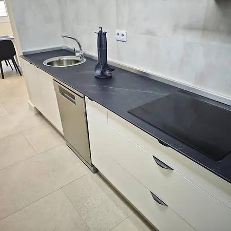 Con Piscina Ojo Del Calderon * Lajares