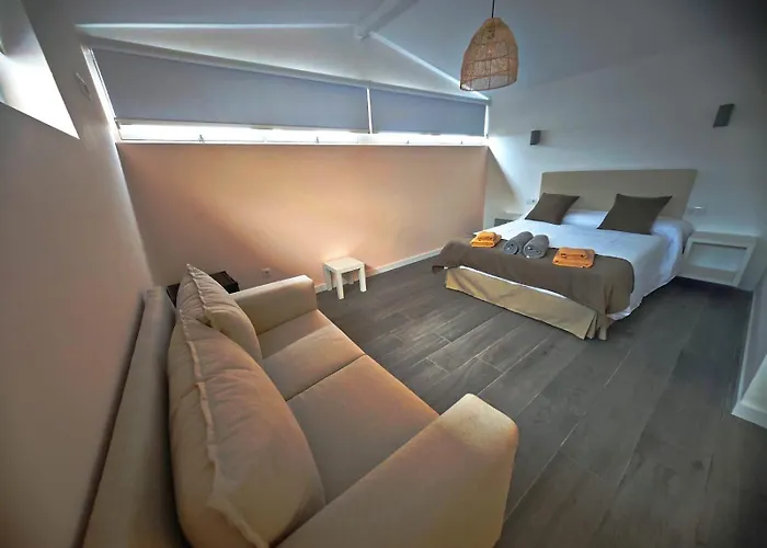 Con Piscina Ojo Del Calderon *