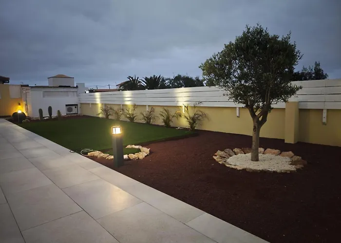 Con Piscina Ojo Del Calderon