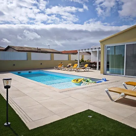 Con Piscina Ojo Del Calderon Lajares